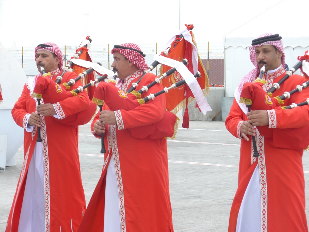 hoe-2018-04-09-Manama-P1100186p.jpg